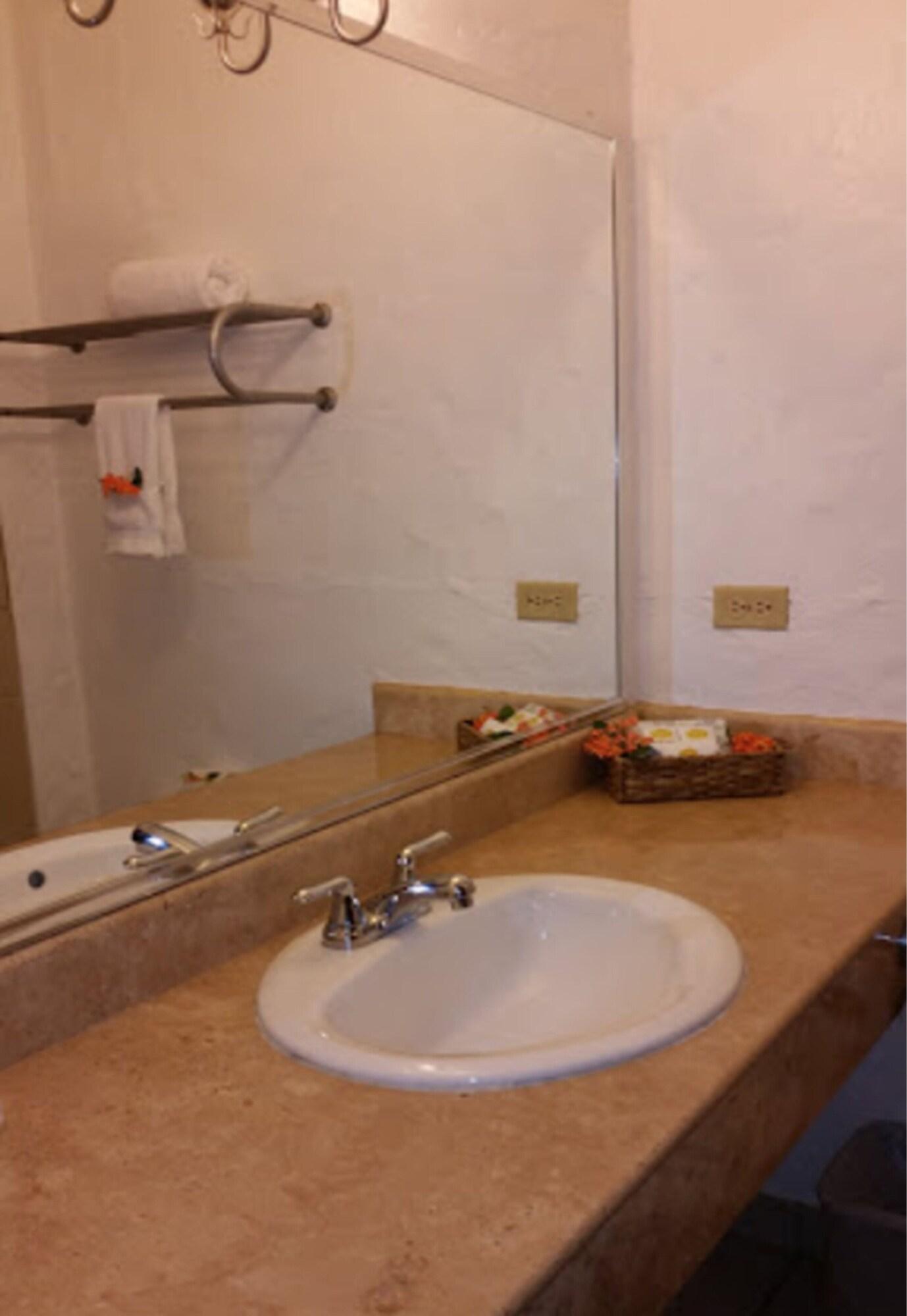 Hotel Palma Real Sambo Creek Bagian luar foto
