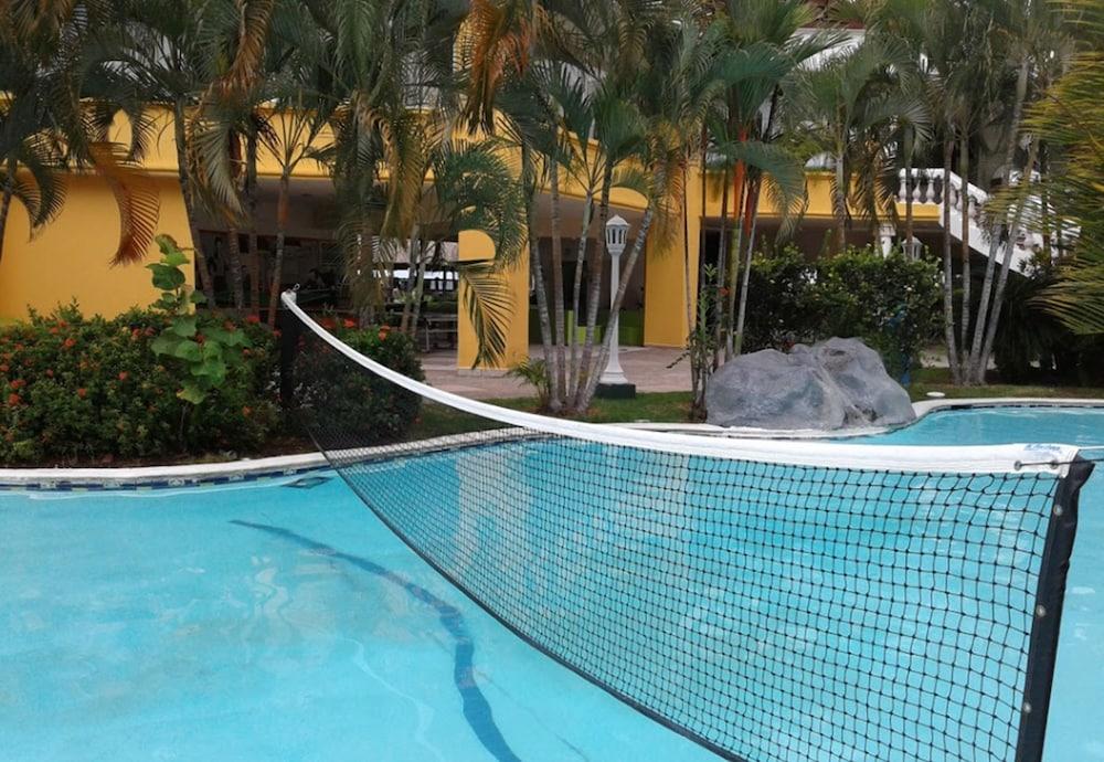 Hotel Palma Real Sambo Creek Bagian luar foto