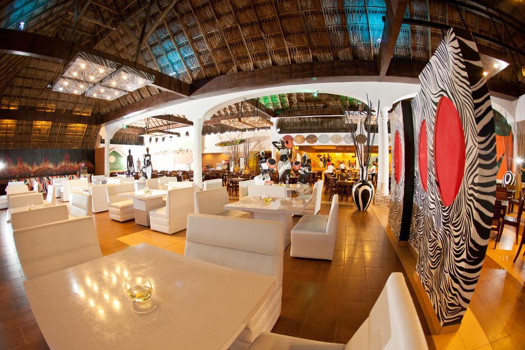 Hotel Palma Real Sambo Creek Bagian luar foto