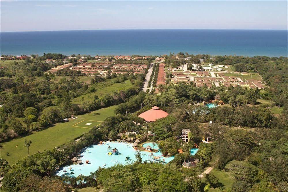 Hotel Palma Real Sambo Creek Bagian luar foto